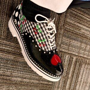 ★Betsey Johnson★韓流アイドル愛着品★ABBOTT★ローファー Betsey Johnson | Shoes | New Betsey Johnson Abbott Cherry